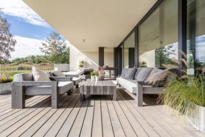 Avoir une belle terrasse à Chives 